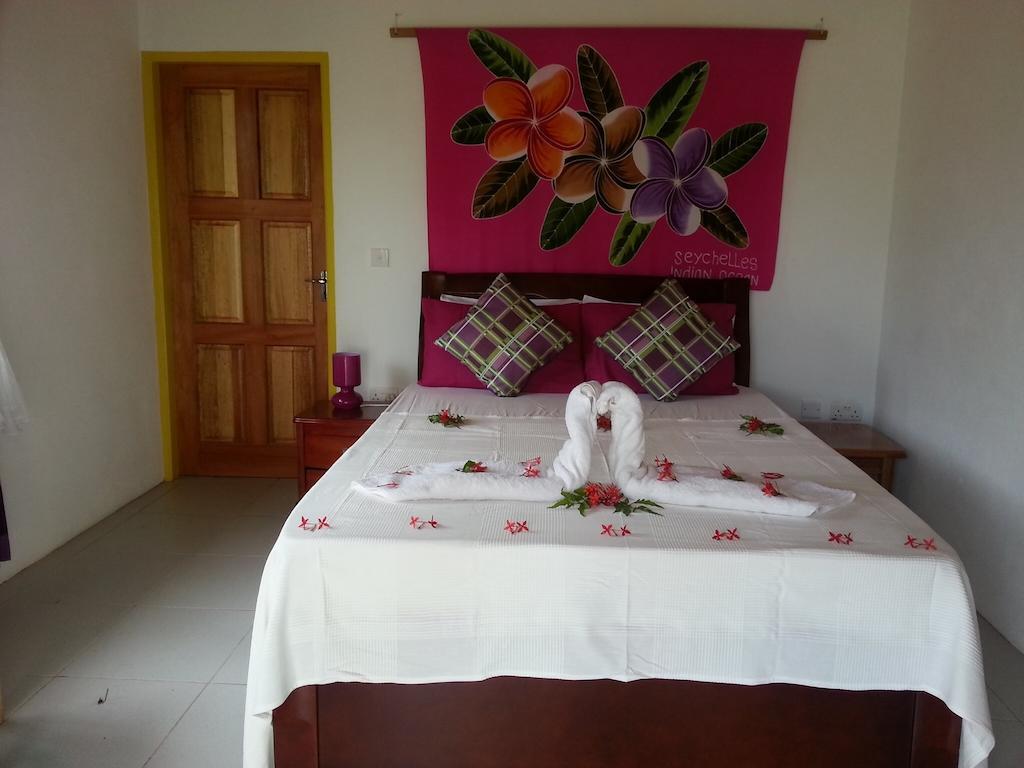 Zanboza Guesthouse 拉迪格岛 客房 照片